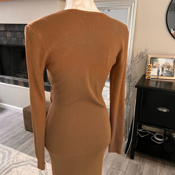 Nwt house of Harlow brown dress Sz m - Picture 9 of 11